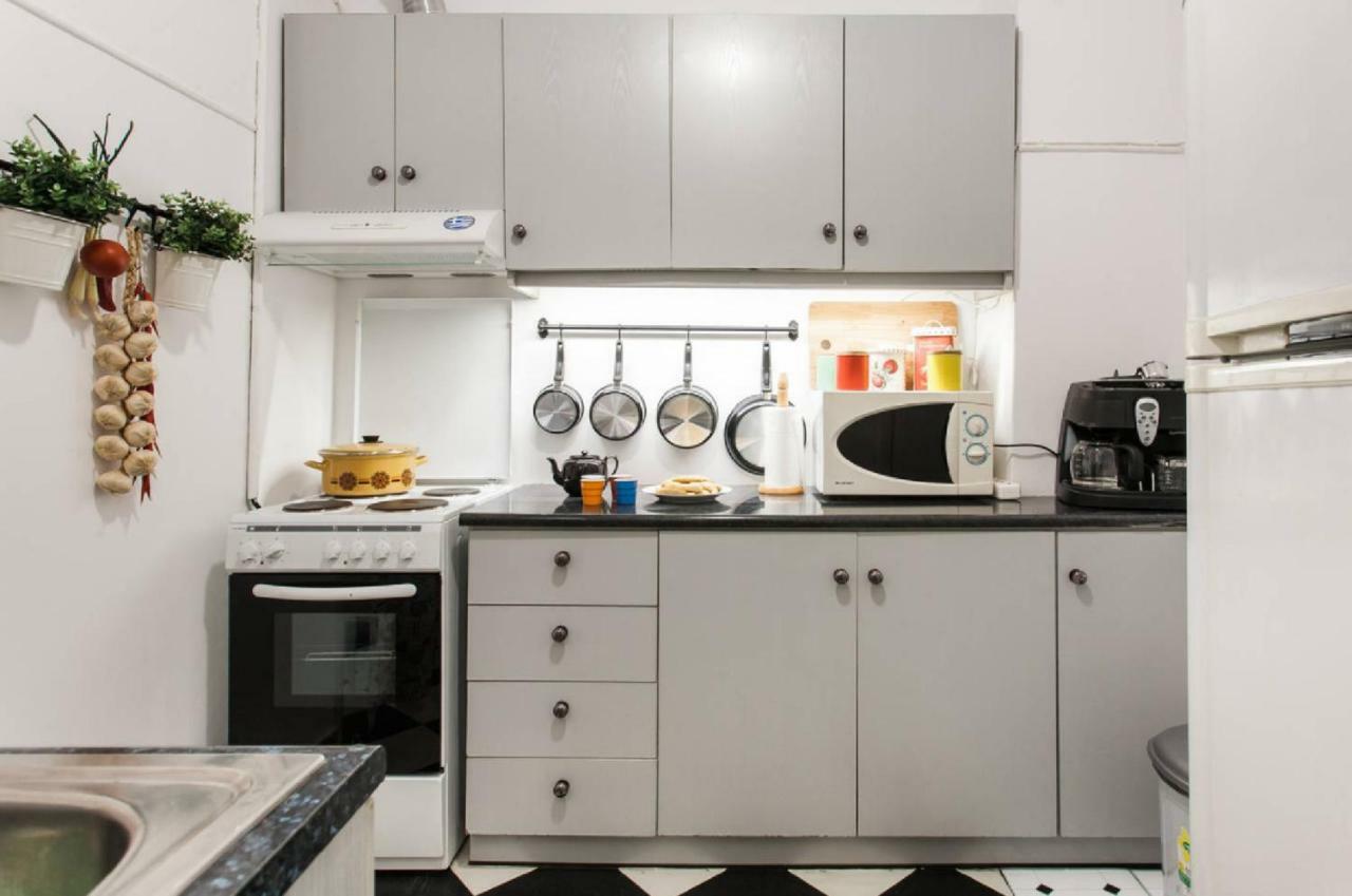 Apartament Vintage Charm By The Acropolis! Ateny Zewnętrze zdjęcie